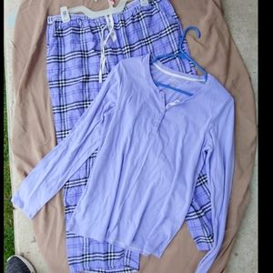 Ellen Tracey matching pajama set